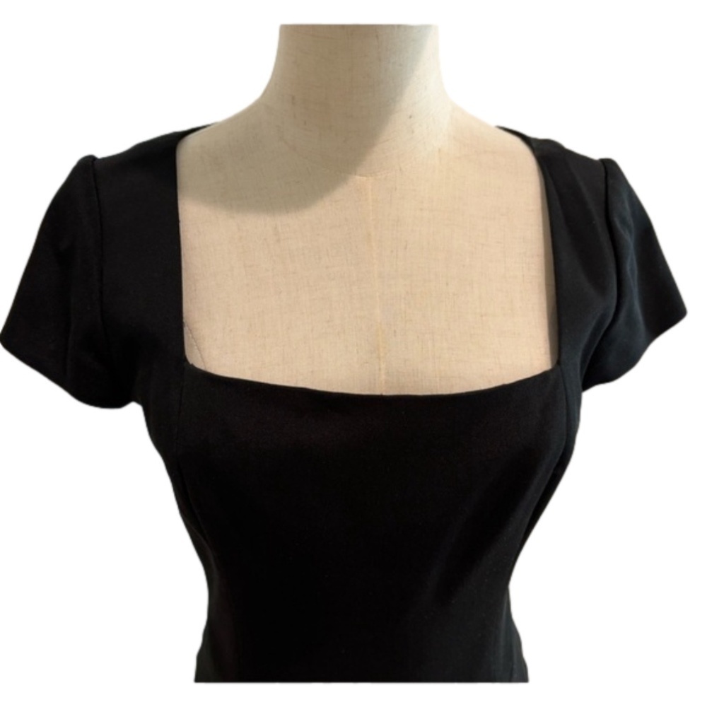 70s SILK LITTLE BLACK DRESS FITTED BODYCON SHORT SLEEVES PLEATED FRONT DETAIL 4 - Picture 6 of 9